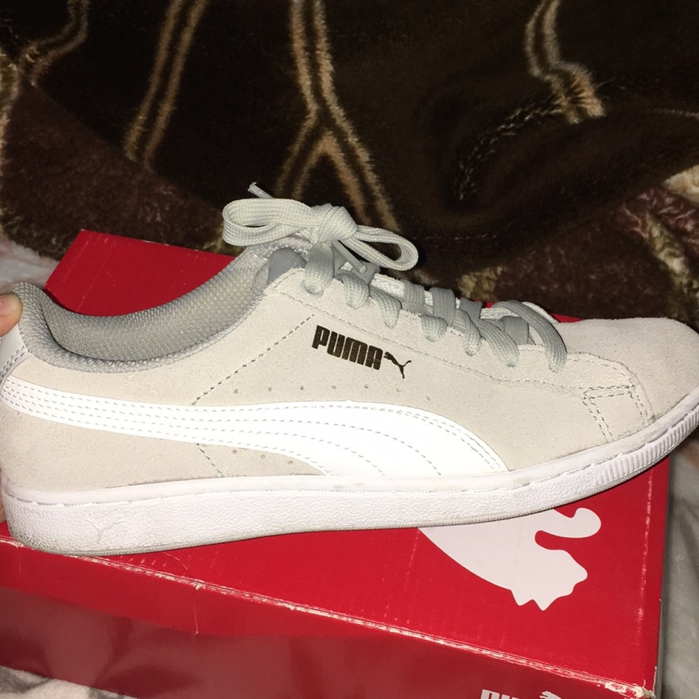 Puma Vikky -suede